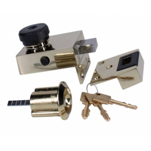 Chubb 4L67 Rim Deadlocking Nightlatch to BS3621(4L67E)